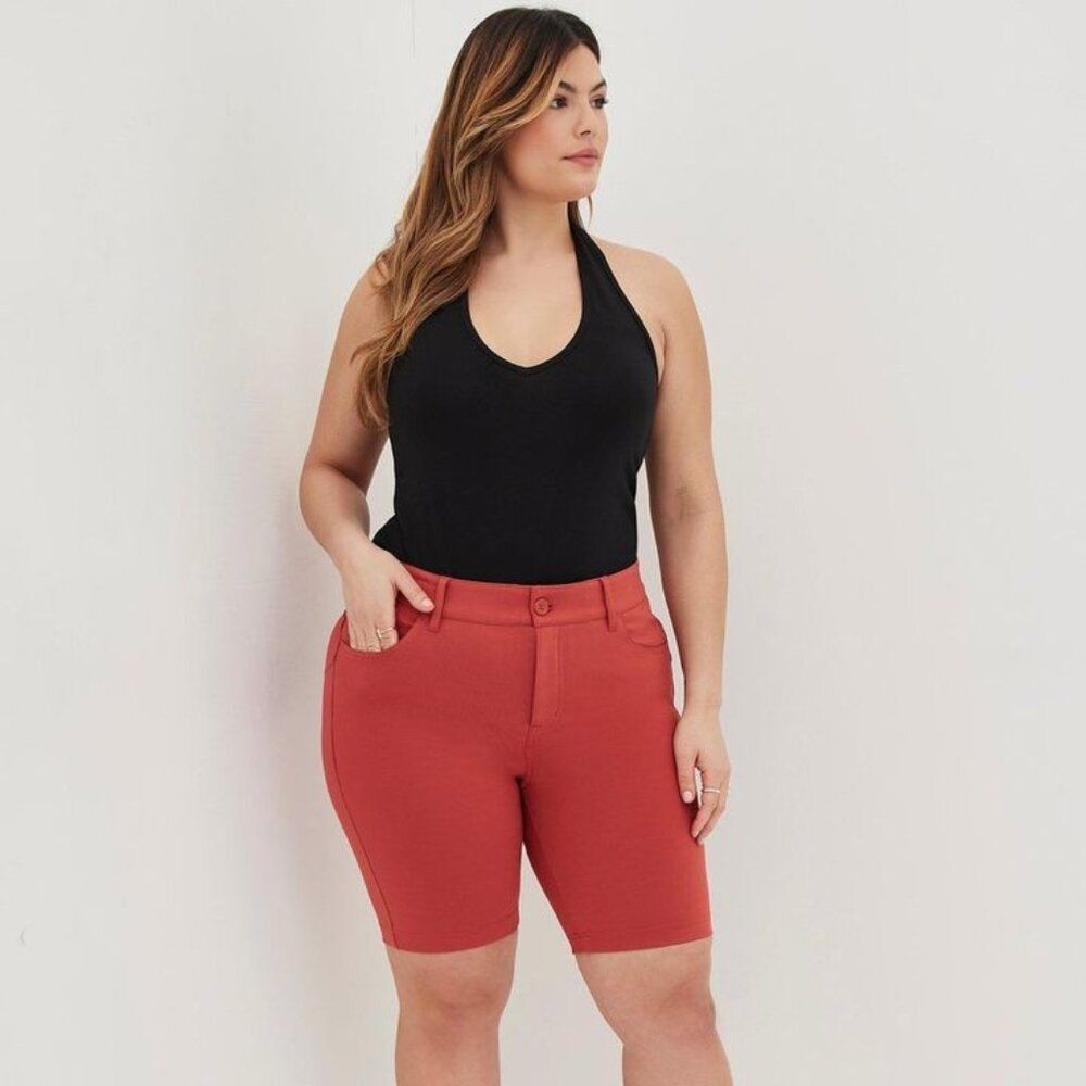 Torrid Bermuda High-Rise Bombshell Short Tandoori Spice Size 12 NEW